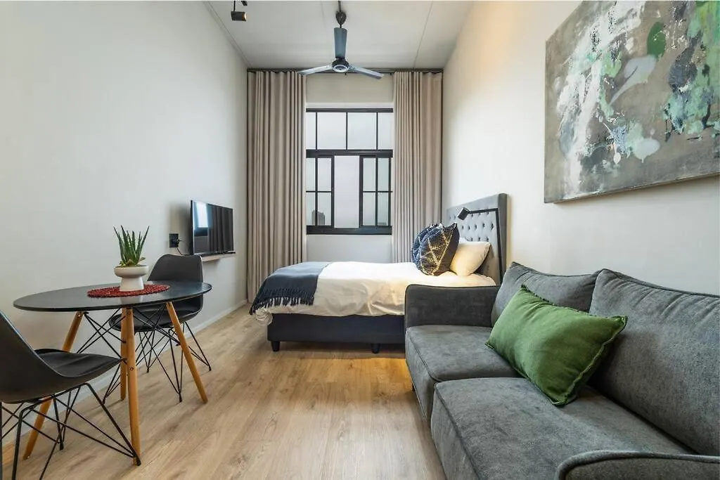 Modern Studio Apartment - Coworking - City Views Le Cap
